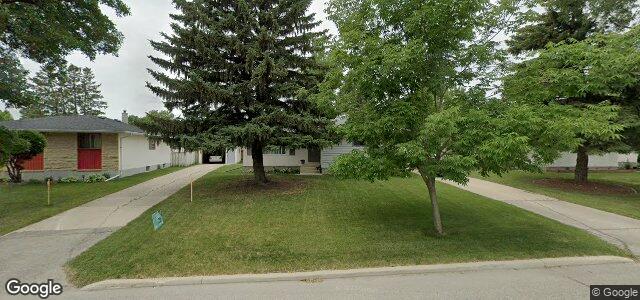 Larawan ng 10 Madera Crescent sa Winnipeg, Manitoba