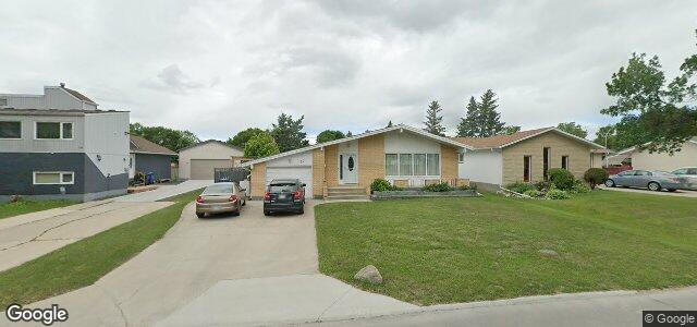 Larawan ng 10 Mansard Close sa Winnipeg, Manitoba