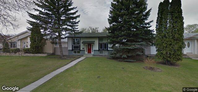 Larawan ng 10 Masterton Crescent sa Winnipeg, Manitoba