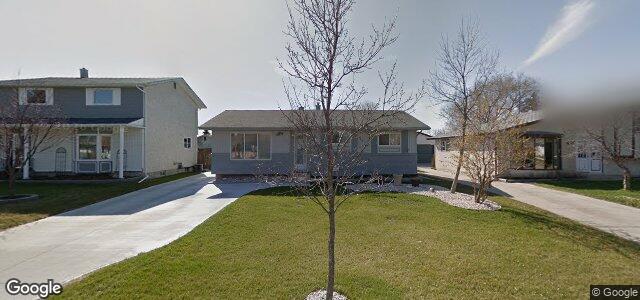 Larawan ng 10 Playgreen Crescent sa Winnipeg, Manitoba