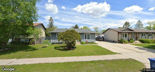 Larawan ng 101 Mapleton Drive sa Winnipeg, Manitoba