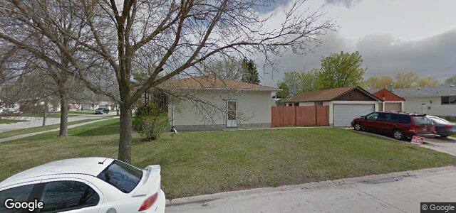 Larawan ng 106 Madrigal Close sa Winnipeg, Manitoba
