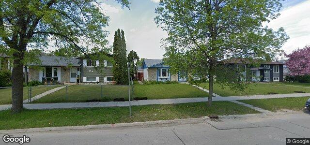 Larawan ng 11 Maddin Crescent sa Winnipeg, Manitoba