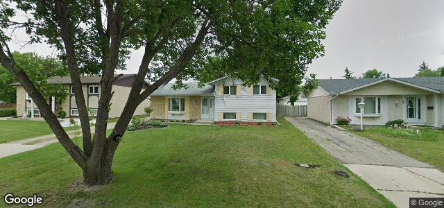 Larawan ng 11 Manren Crescent sa Winnipeg, Manitoba