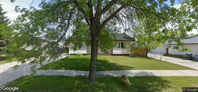Larawan ng 11 Mapleton Drive sa Winnipeg, Manitoba