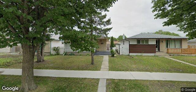 Larawan ng 11 Massena Crescent sa Winnipeg, Manitoba