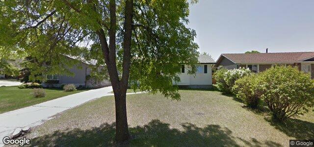 Larawan ng 110 Cartwright Road sa Winnipeg, Manitoba