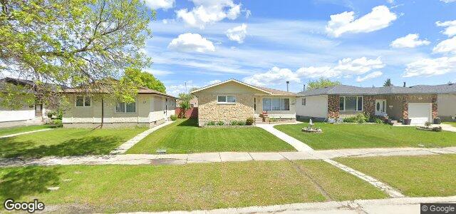 Larawan ng 111 James Carleton Drive sa Winnipeg, Manitoba