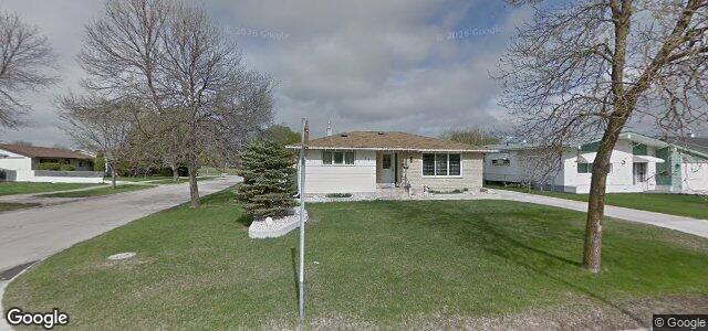 111 Madrigal Close（加拿大曼尼托巴省温尼伯市）房屋照片