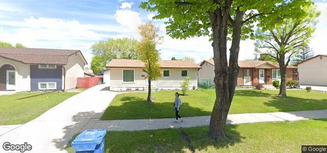 Larawan ng 113 Mapleton Drive sa Winnipeg, Manitoba