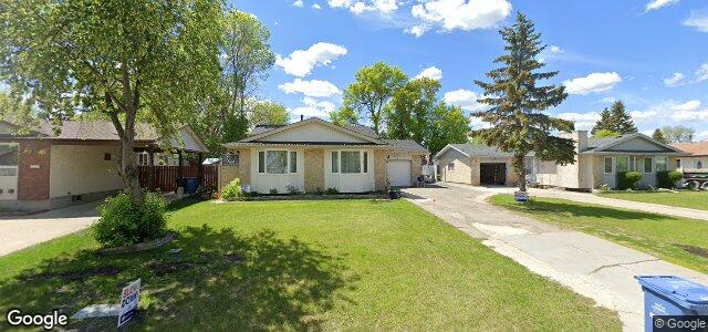 Larawan ng 116 James Carleton Drive sa Winnipeg, Manitoba