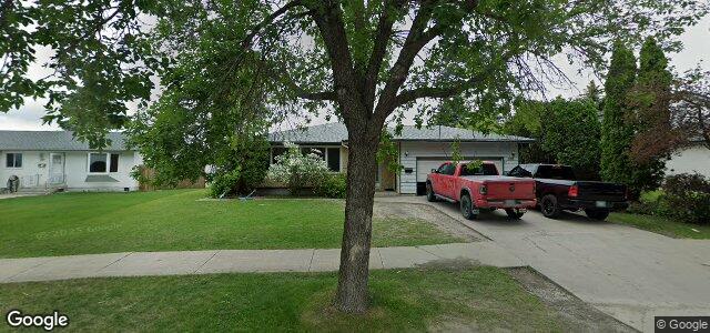 Larawan ng 117 Massena Crescent sa Winnipeg, Manitoba