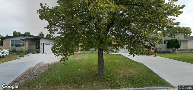 Larawan ng 123 Ashmore Drive sa Winnipeg, Manitoba