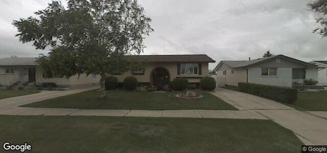 Larawan ng 129 Massena Crescent sa Winnipeg, Manitoba