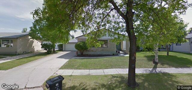 Larawan ng 130 Hiddleston Crescent sa Winnipeg, Manitoba