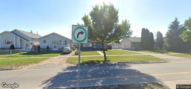 Larawan ng 1310 Leila Avenue sa Winnipeg, Manitoba