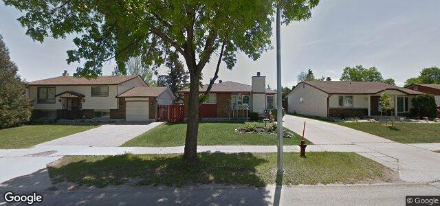 Photo of 132 Mapleton Drive in Winnipeg, Manitoba