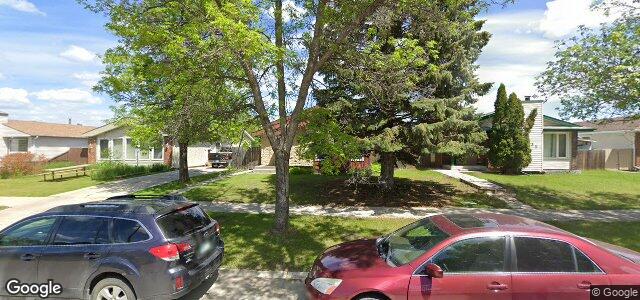 Larawan ng 135 James Carleton Drive sa Winnipeg, Manitoba
