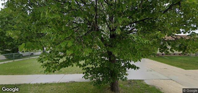 Larawan ng 137 Massena Crescent sa Winnipeg, Manitoba