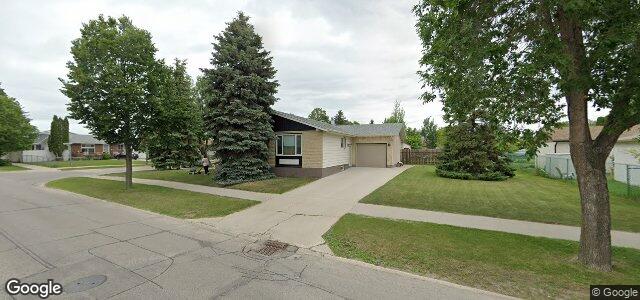 Larawan ng 138 Massena Crescent sa Winnipeg, Manitoba