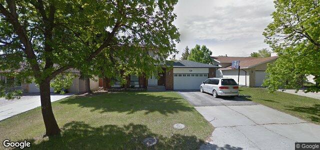 Larawan ng 14 Gardenia Bay sa Winnipeg, Manitoba