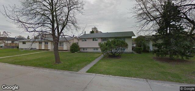 Larawan ng 14 Mandan Road sa Winnipeg, Manitoba