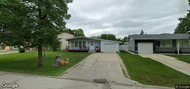 Larawan ng 14 Massena Crescent sa Winnipeg, Manitoba