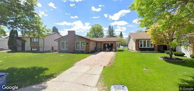 Larawan ng 152 James Carleton Drive sa Winnipeg, Manitoba