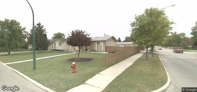 Larawan ng 154 Cartwright Road sa Winnipeg, Manitoba