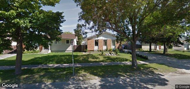 Larawan ng 155 Mapleton Drive sa Winnipeg, Manitoba
