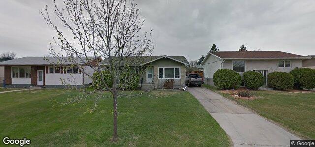 Larawan ng 174 Cartwright Road sa Winnipeg, Manitoba