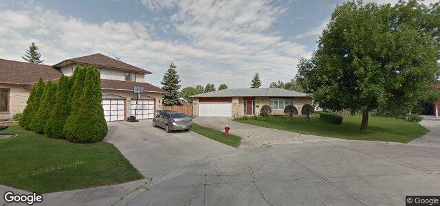 Larawan ng 18 Delta Place sa Winnipeg, Manitoba