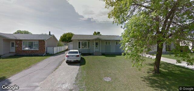 Larawan ng 18 Idlewild Bay sa Winnipeg, Manitoba