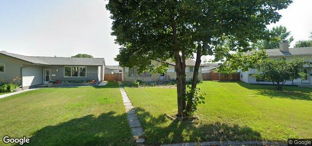 Larawan ng 18 Kenville Crescent sa Winnipeg, Manitoba