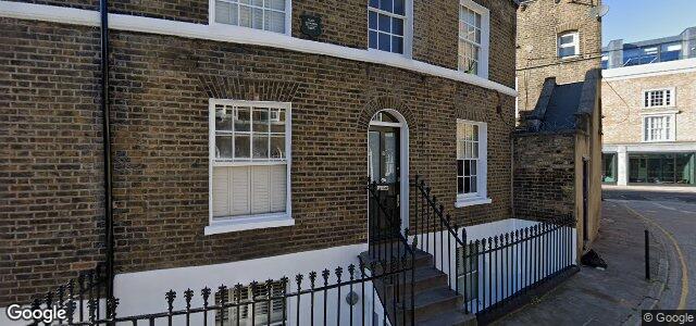 Larawan ng 18 Keystone Crescent sa Winnipeg, Manitoba