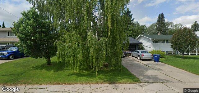 Larawan ng 18 Kirk Crescent sa Winnipeg, Manitoba