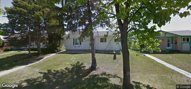 Larawan ng 18 Maevista Place sa Winnipeg, Manitoba