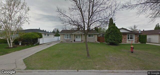 Larawan ng 19 James Carleton Drive sa Winnipeg, Manitoba