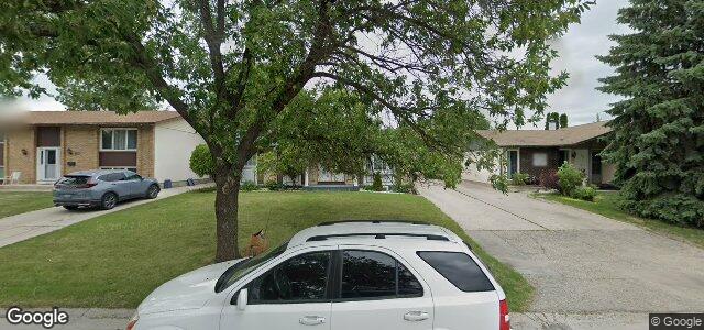 Larawan ng 19 Magenta Crescent sa Winnipeg, Manitoba