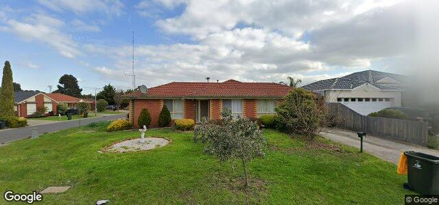 Larawan ng 19 Saratoga Crescent sa Winnipeg, Manitoba