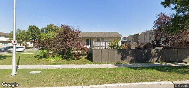 Larawan ng 2 Maevista Place sa Winnipeg, Manitoba