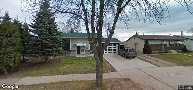 Larawan ng 201 Mapleglen Drive sa Winnipeg, Manitoba