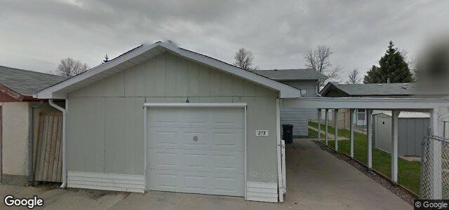 Larawan ng 215 Cartwright Road sa Winnipeg, Manitoba