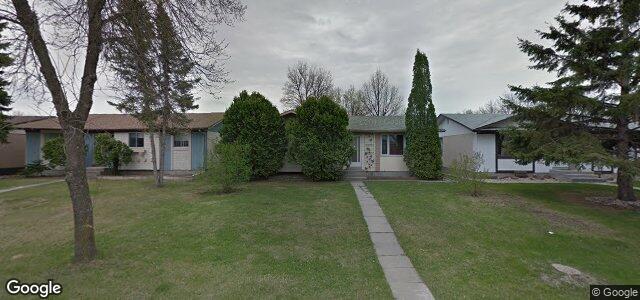 Larawan ng 22 Mankato Crescent sa Winnipeg, Manitoba