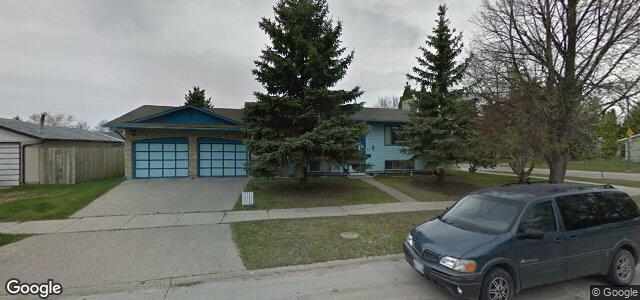 Larawan ng 23 Mandan Road sa Winnipeg, Manitoba
