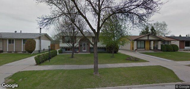 Larawan ng 23 Mankato Crescent sa Winnipeg, Manitoba