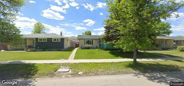 Larawan ng 242 Mapleglen Drive sa Winnipeg, Manitoba