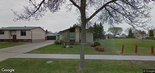 Larawan ng 26 James Carleton Drive sa Winnipeg, Manitoba