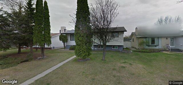 Larawan ng 26 Mandan Road sa Winnipeg, Manitoba