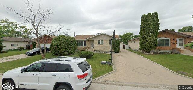 Larawan ng 26 Pickley Crescent sa Winnipeg, Manitoba